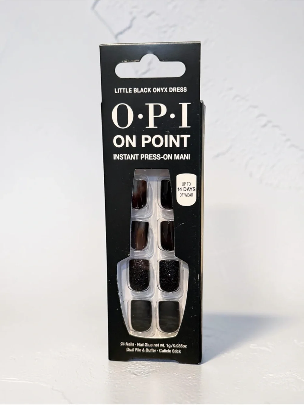 OPI On Point Press-On Mani in Little Black Onyx Dress